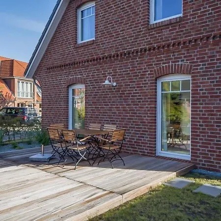 Der Kleine Friese * Timmendorfer Strand